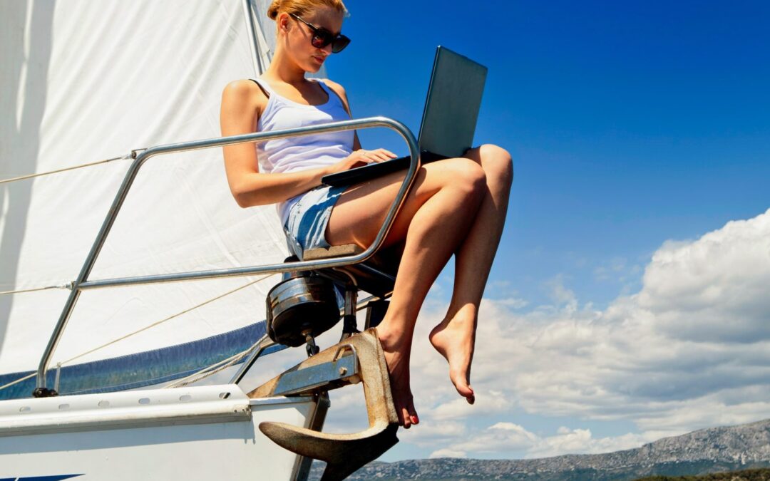 Should You Start a Service Business or Launch an Ecommerce Store?